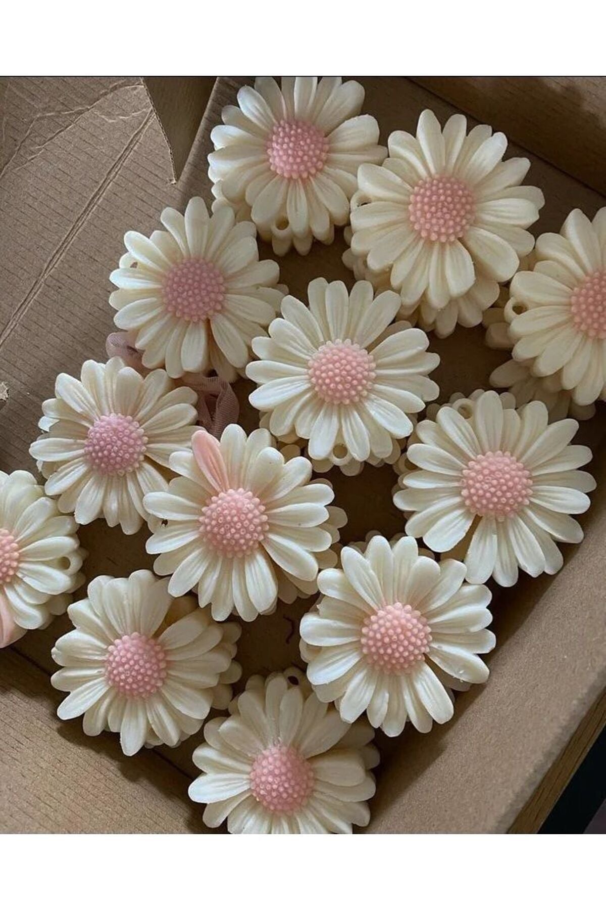 Beyaz Pembe 5'li Papatya Mum