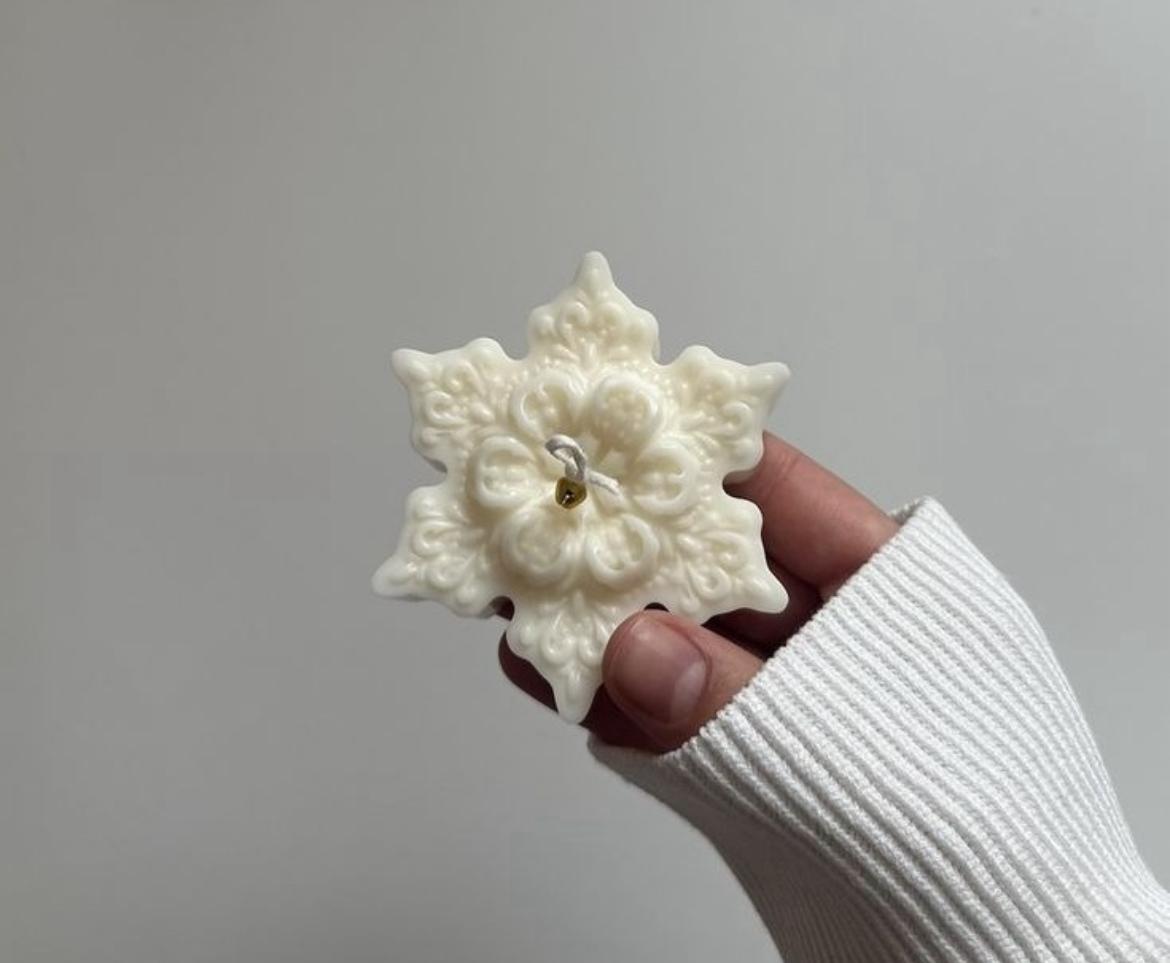 Dekoratif mum Kar Tanesi tekli ürün Kırık Beyaz