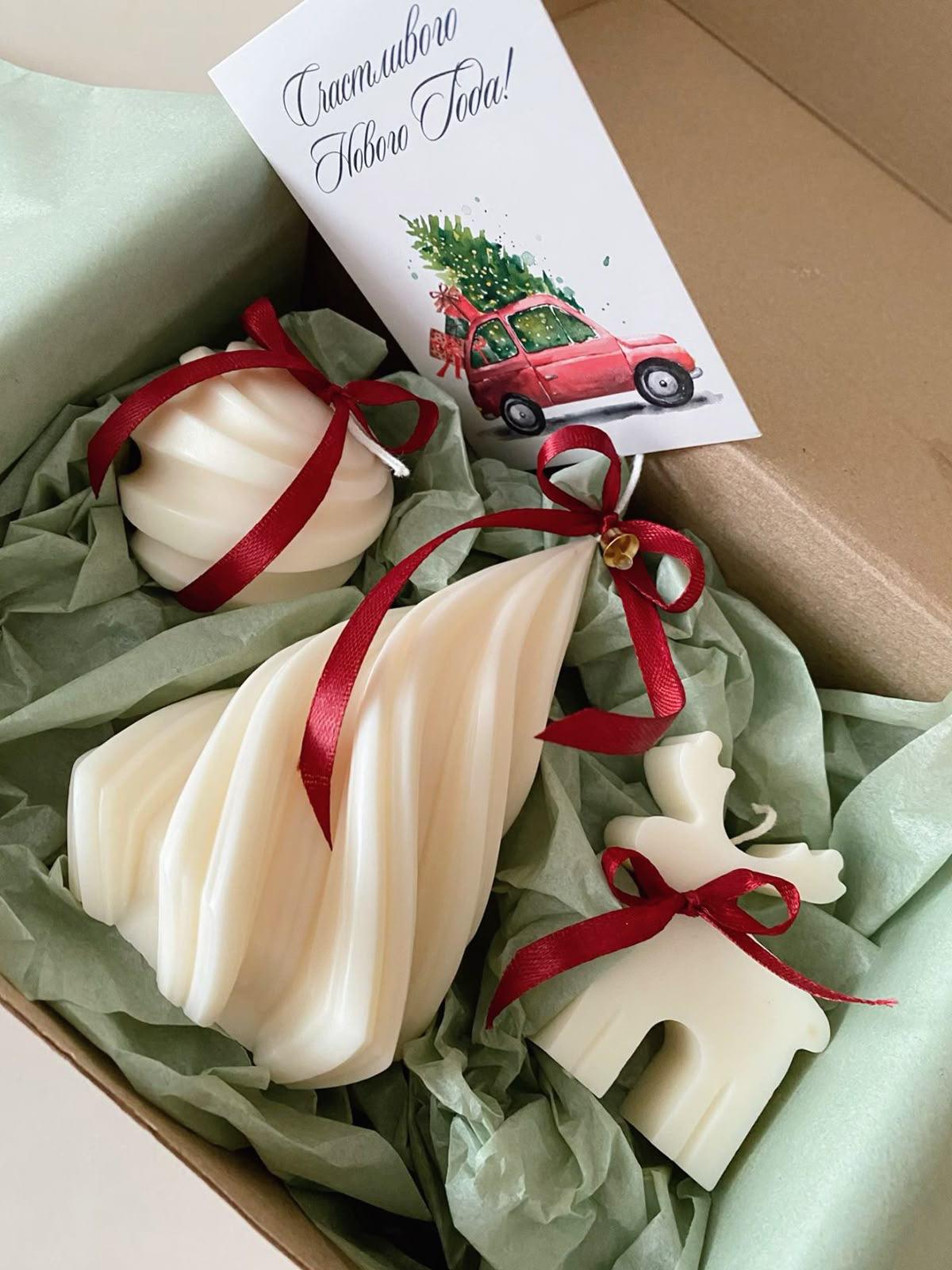 Dekoratif Mum yeniyıl Geyik +çam ağaç +Top model toplam 3 parça