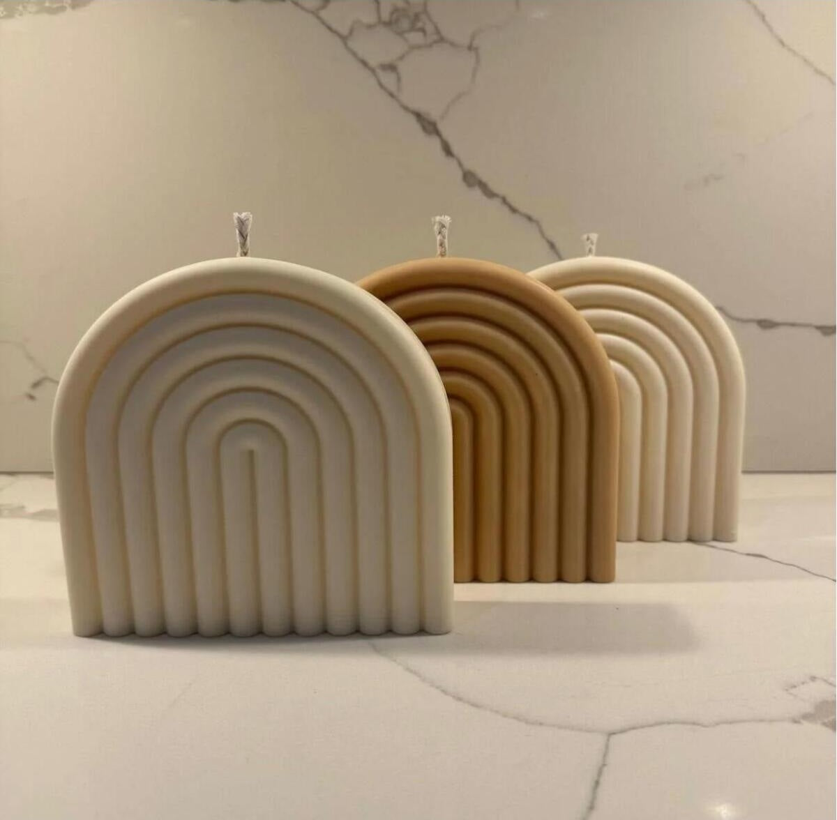 Dekoratif Soya Mum Gökkuşağı Mum Sütlü Kahve 11x9 cm
