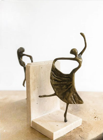 doğal traverten mermer kitap tutucu balerin detaylı