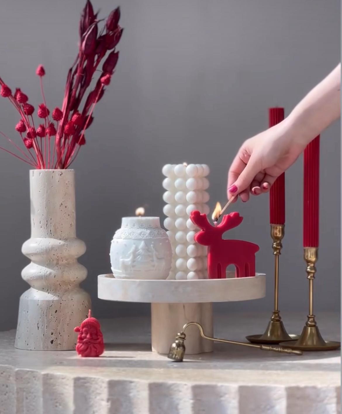 Yeniyıl Geeyik +Şamdan mum +Noel Baba +coin Toplam 5 Parça