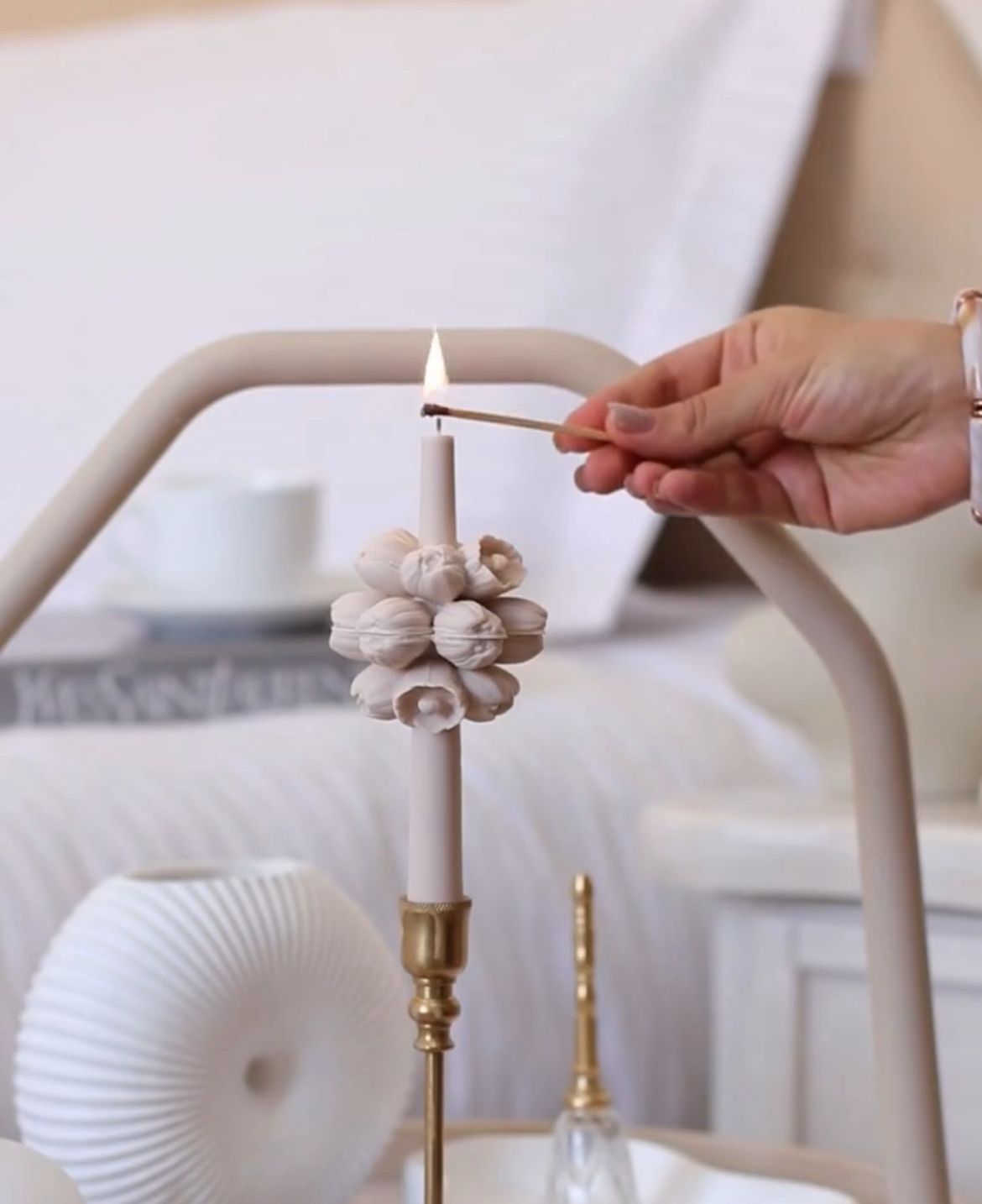 Dekoratif Mum Dekoratif Mum 25 Cm şamdanlık mum 2 adet +4 parça gül tolam 6 parça