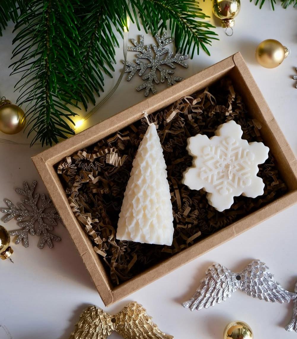 Dekoratfi Mum Yeni yıl çam ağaç Kartanesi+çam Ağaç toplam 2 parça