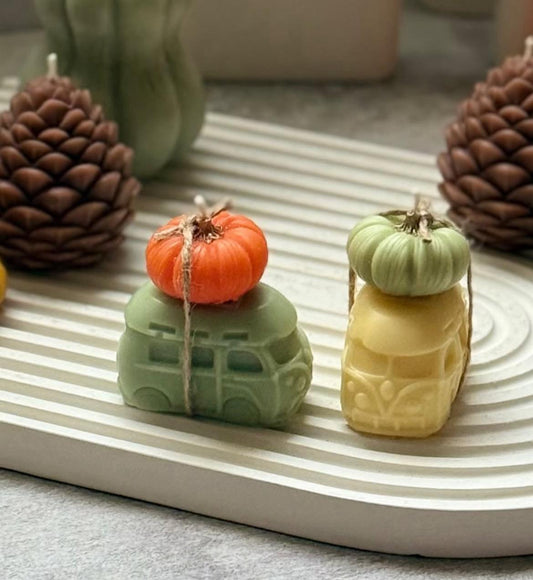 Dekoratif mum son bahar yeni yıl simgeli Araba  Sarı Renk +kavak yeşil renk toplam 2 parça