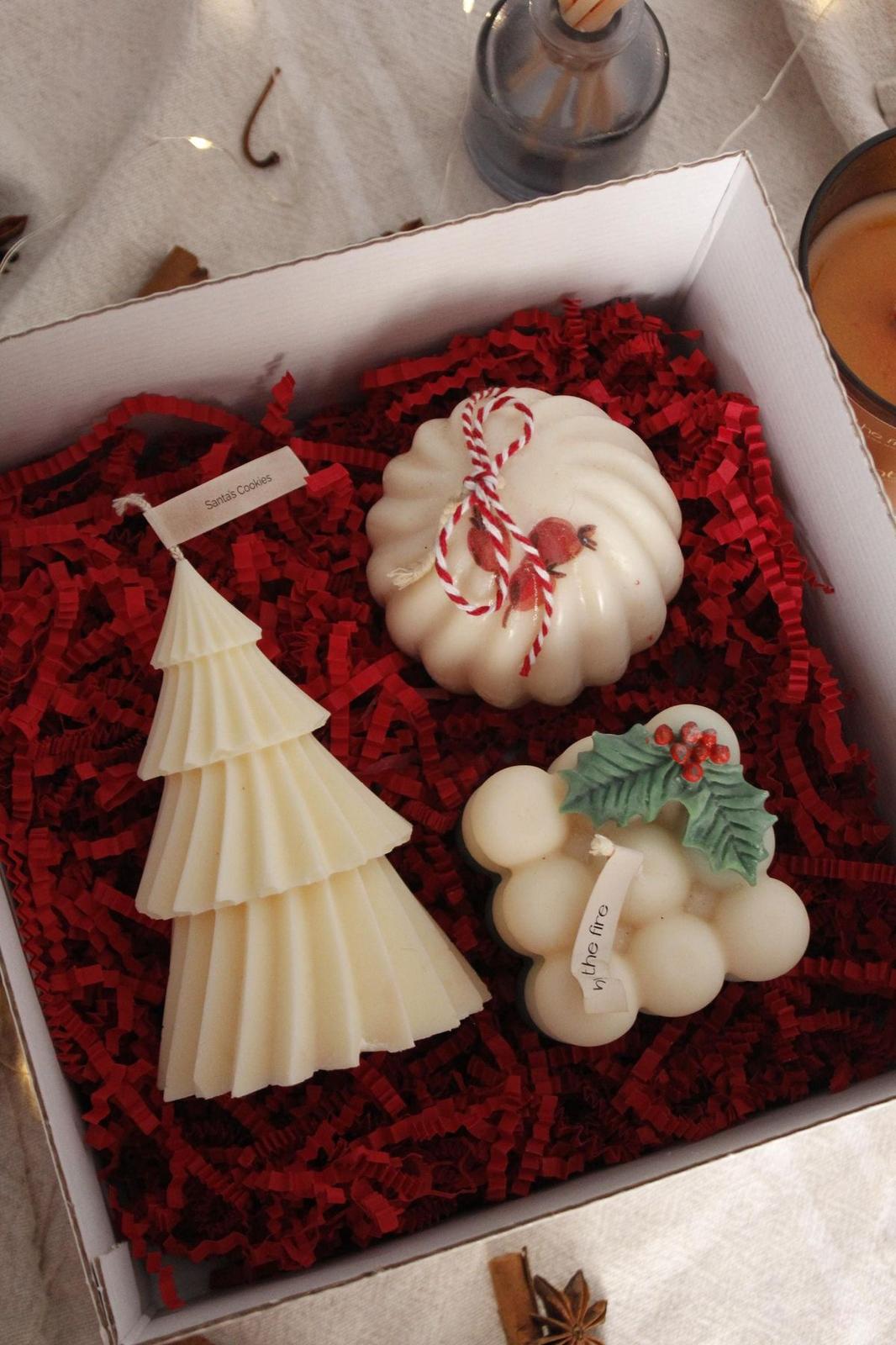 Dekoratif Mum Yeni Yıl çam ağaç +Kare model toplsm 3 parça