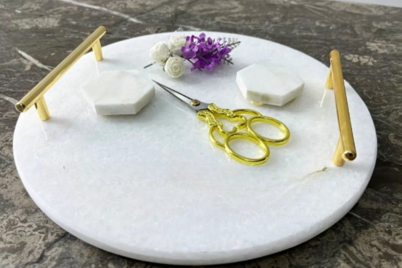 Doğal Beyaz Mermer Nişan / Söz Tepsisi Yuvarlak - Yüzük Yükselticisi Ve Makas Gold Sade Beyaz