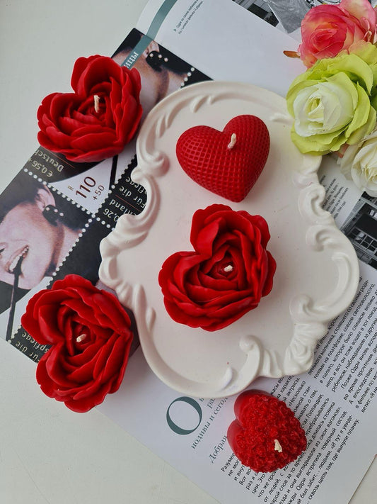 Dekoratif tekli Büyük gül Kırmızı Renk Kalp model