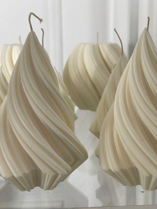 Çam Ağacı Yılbaşı Beyaz Dekoratif Mum %100 Soya Wax Kokulu