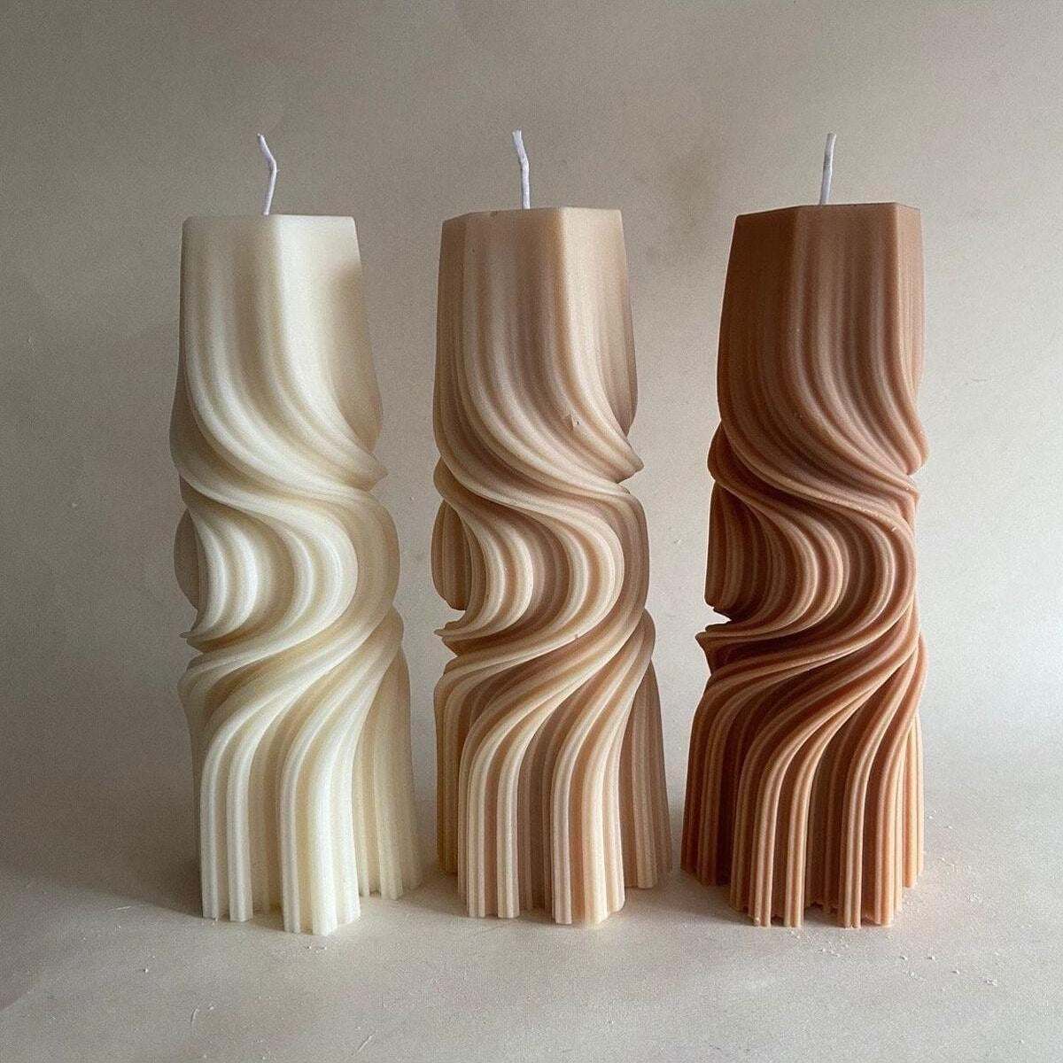 Dekoratif Dalga Mum 20x5 cm Beyaz