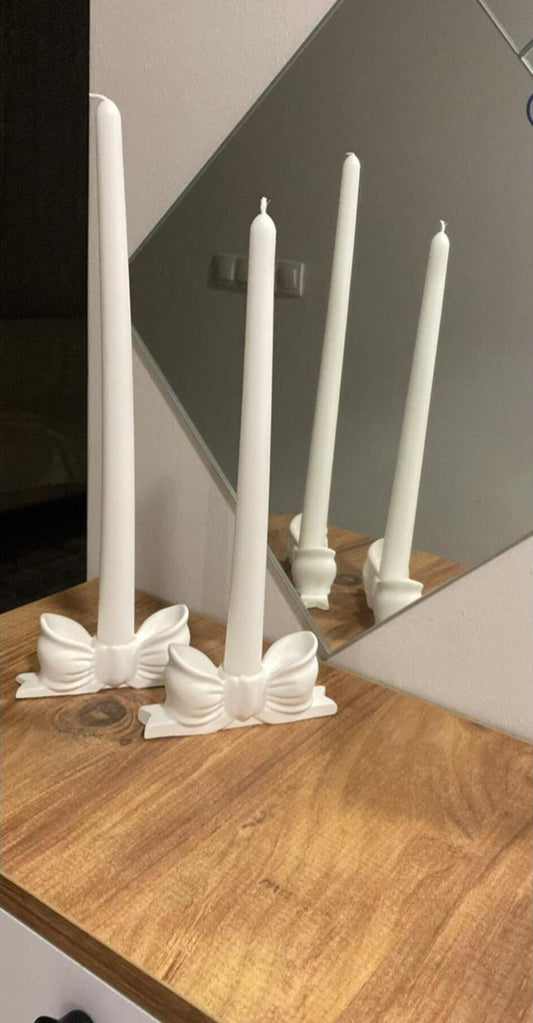 Dekoratif Kurdele Figürlü Mum Beyaz