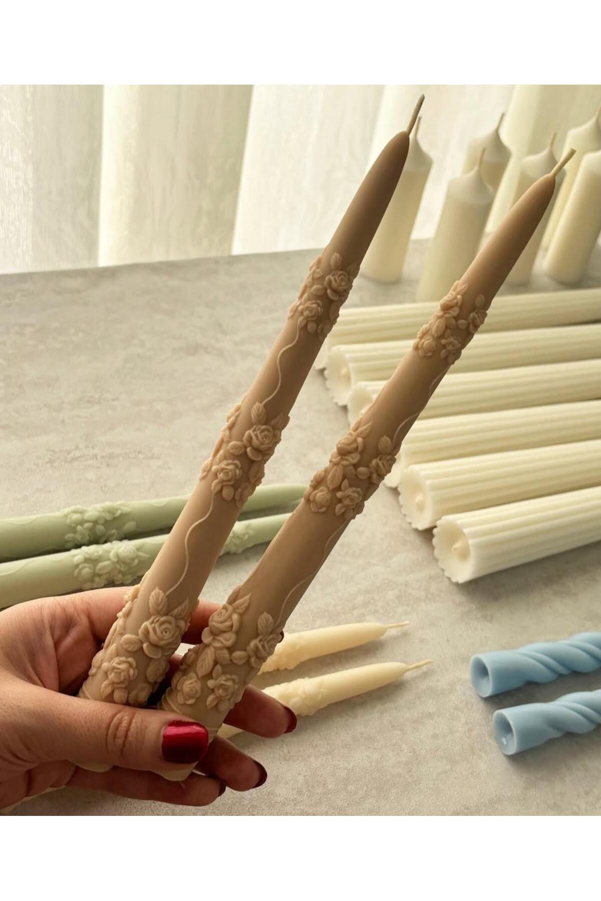 Dekoratif Mum Gül Çiçek Desenli Kırmızı Altın 2'li Mum – görsel 3