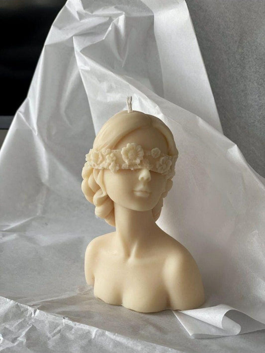 Dekoratif Mum Kadın Mum Sütlü Kahve Tekli Gozu Kapalı 13x9 cm