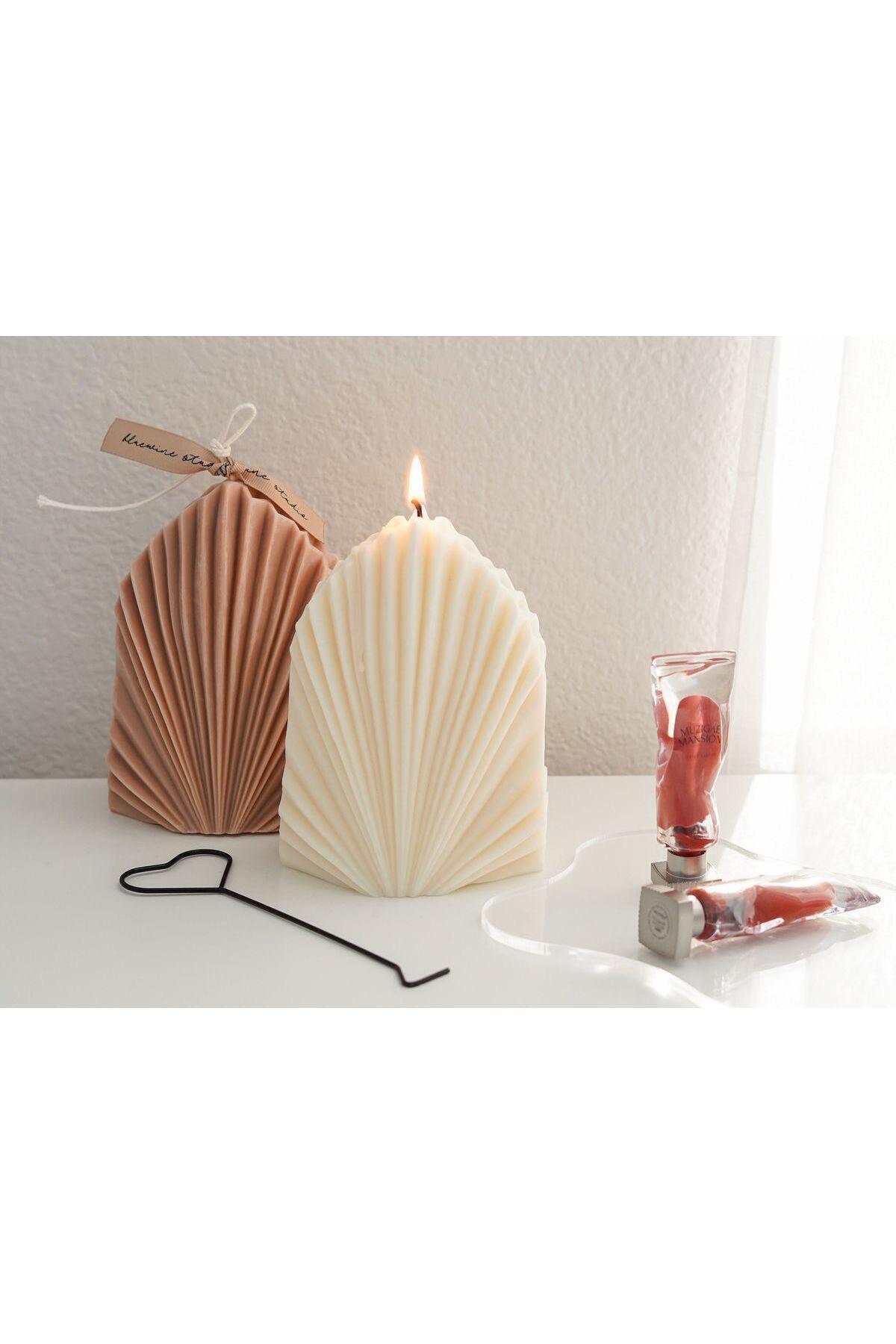 Dekoratif Yelpaze Palm Candle Beyaz Lüks Mum – görsel 2