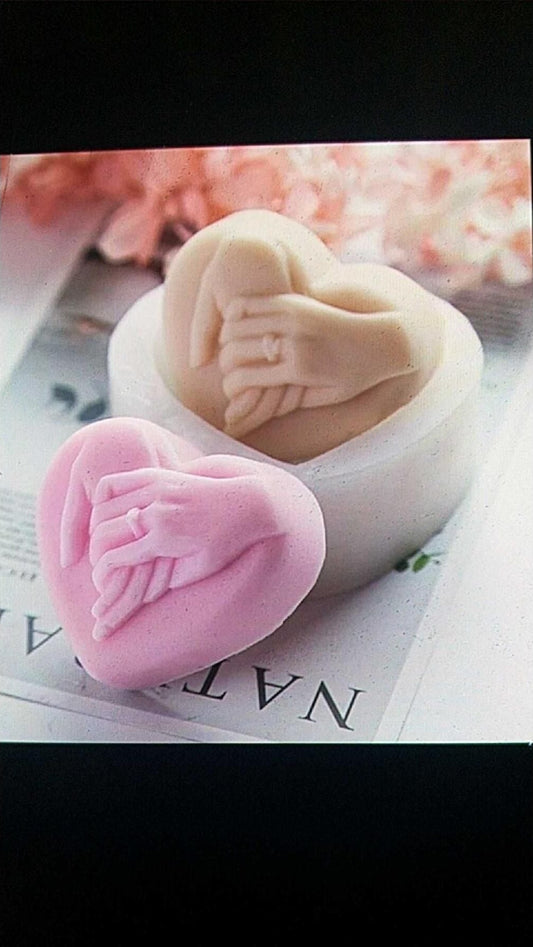 Sevgi Aşk El Mum Desenli Pembe Lüks Mum